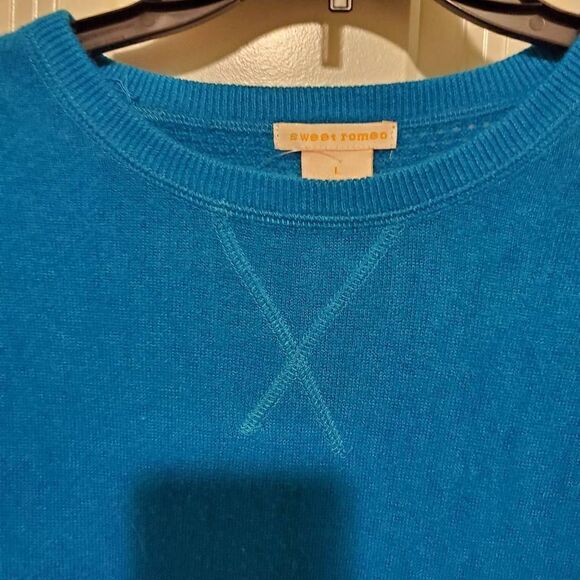 Sweet Romeo Bright Blue Soft Crewneck Sweater Large - Picture 2 of 6